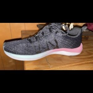 8.5 Puma Soft Foam Shoes